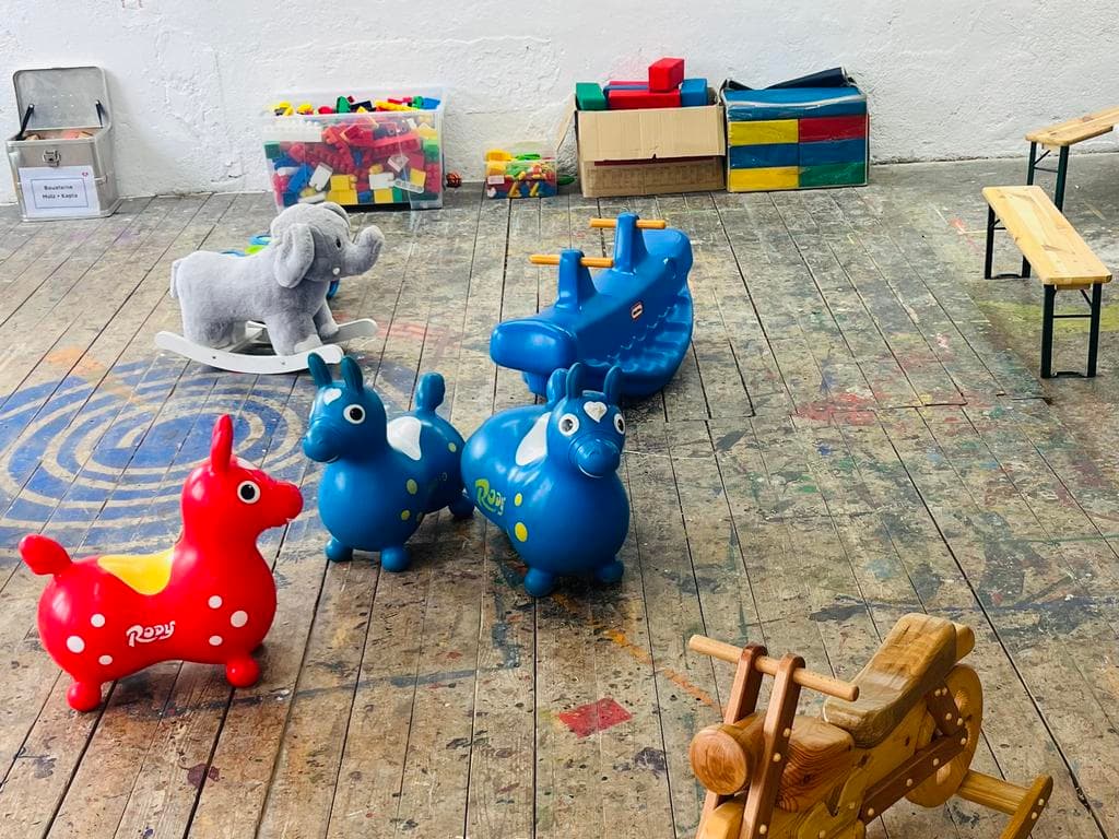 Morning Snack & Play Club
