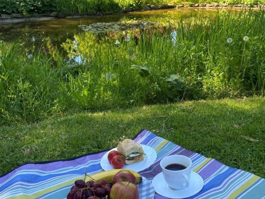 Familienpicknick im Botanischen Garten