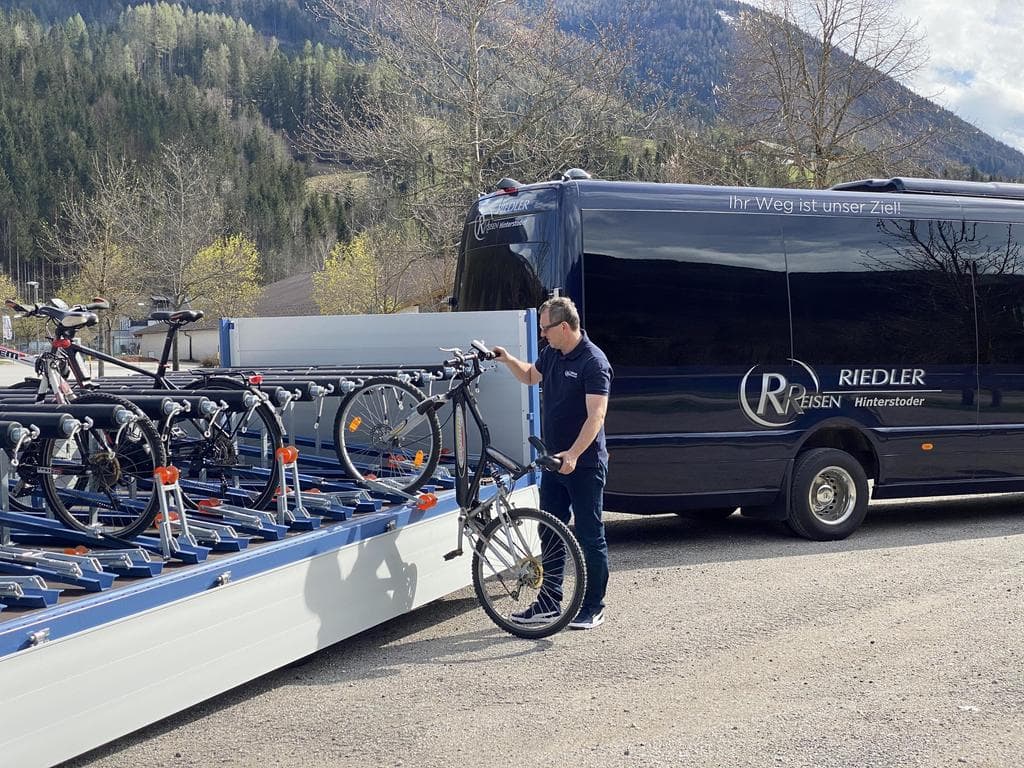 Rad Shuttle Bus