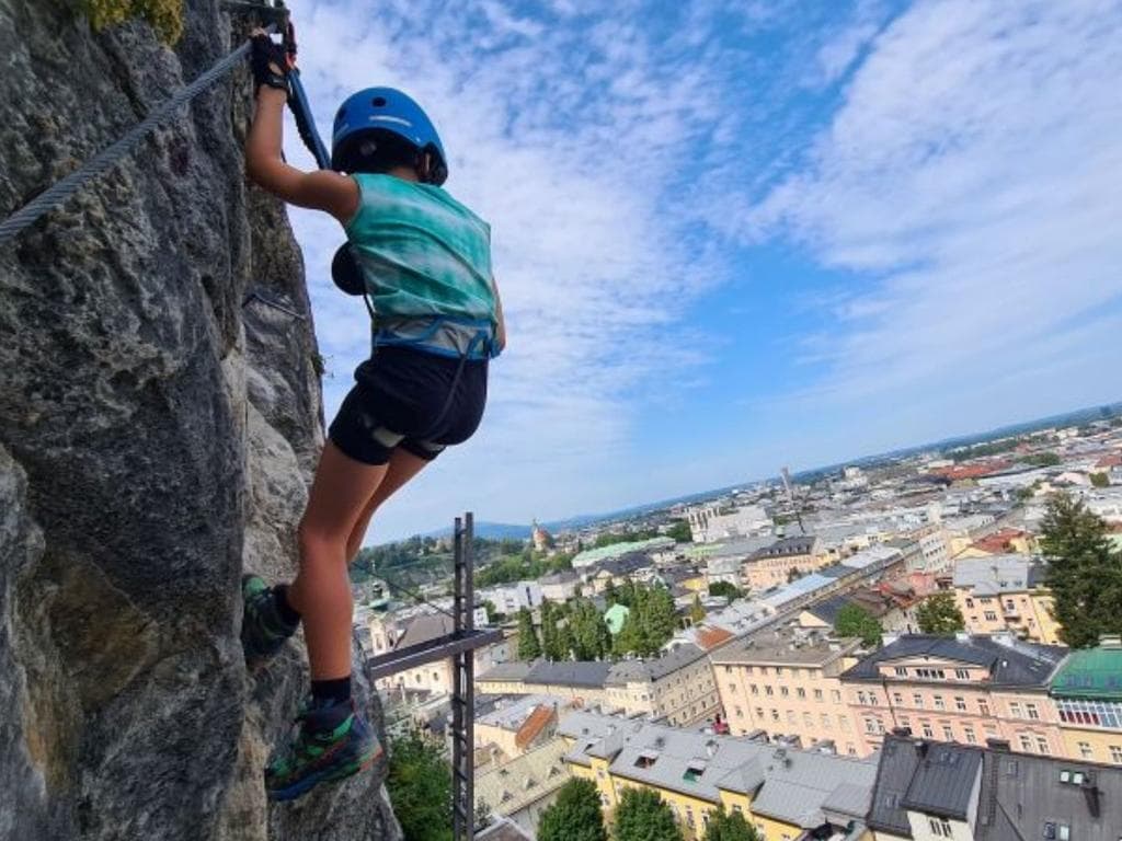 Citywall Salzburg - Klettersteig Einstiegskurs mit dem Alpenverein Mondsee