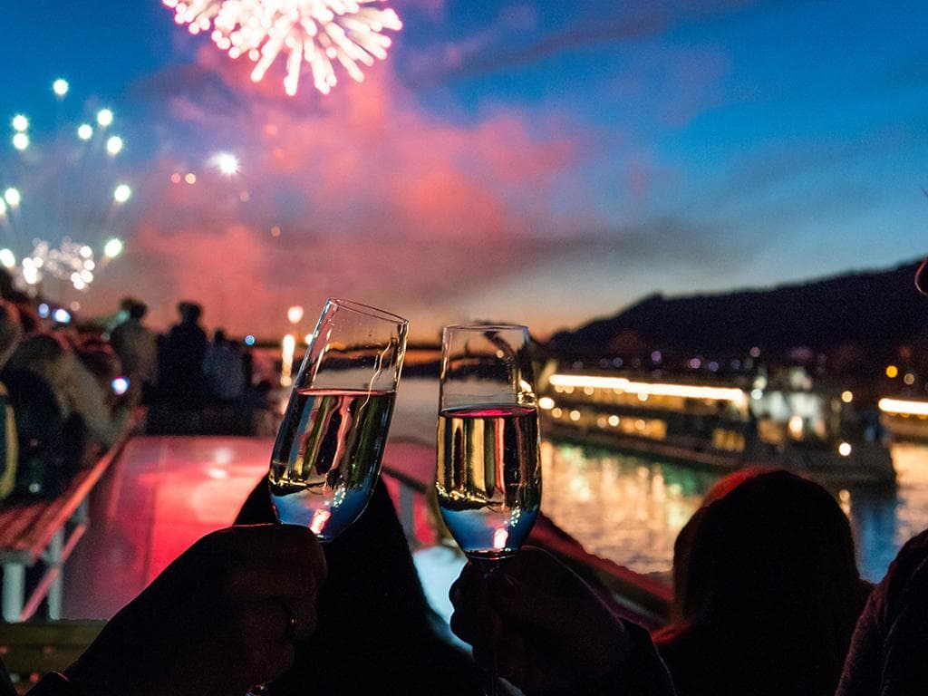 Donau in Flammen