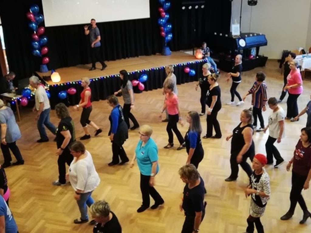 Line Dance Kurs