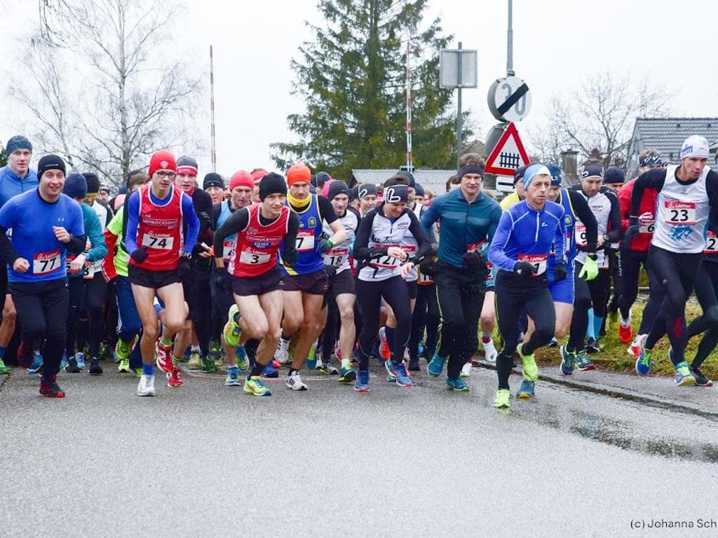 Silvesterlauf Aurolzmünster - INNVIERTEL LÄUFT