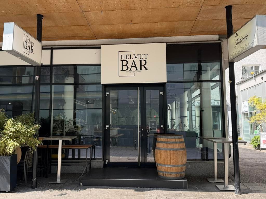 Helmut Bar