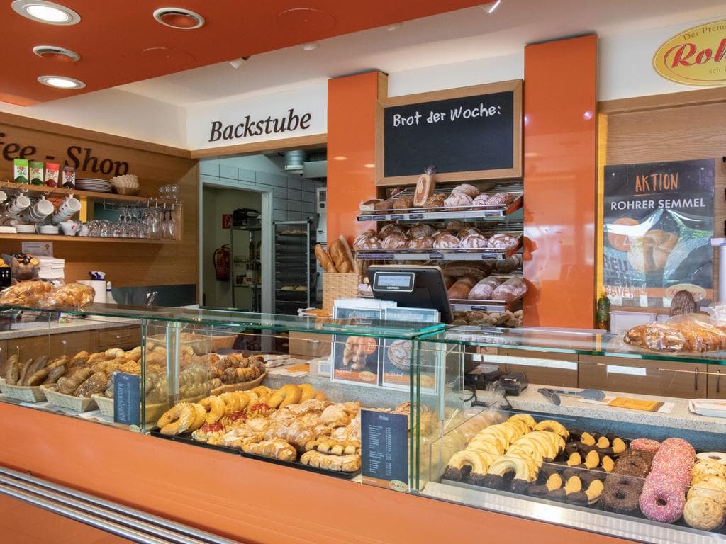 Cafe - Bäckerei Rohrer - Welas Park