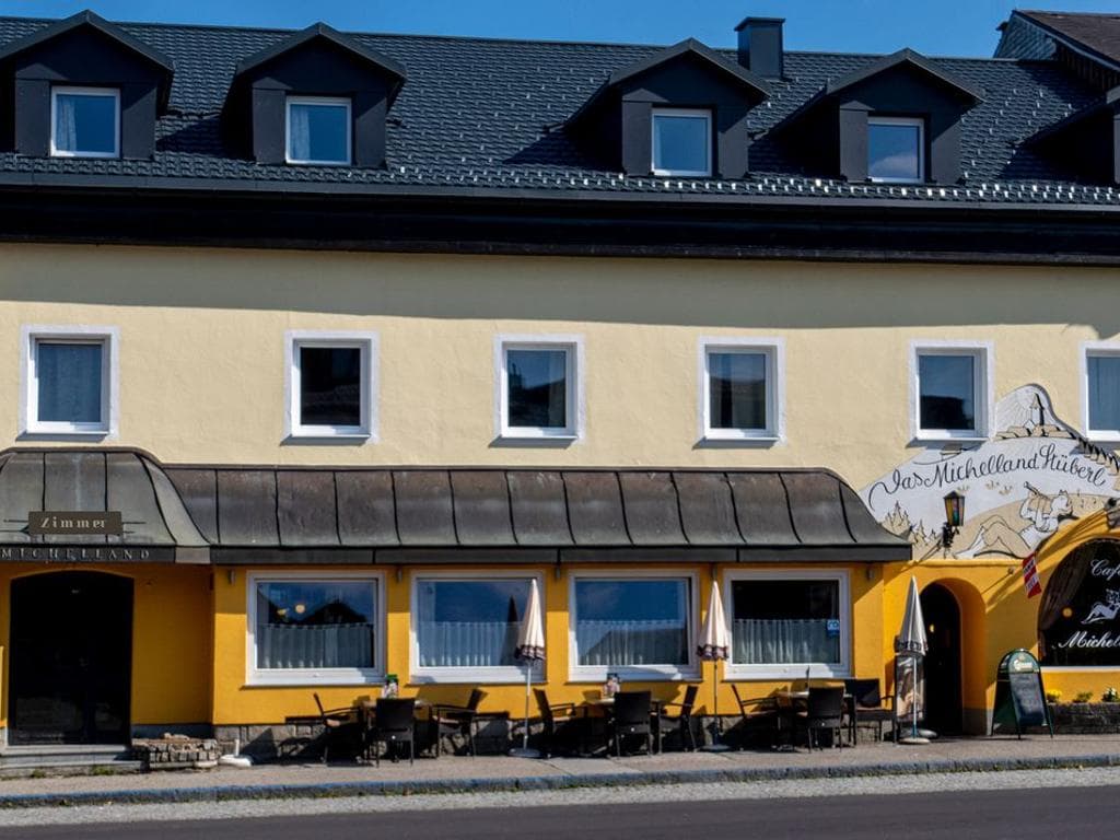 Cafe Residenz Michelland - Andreas Bauer