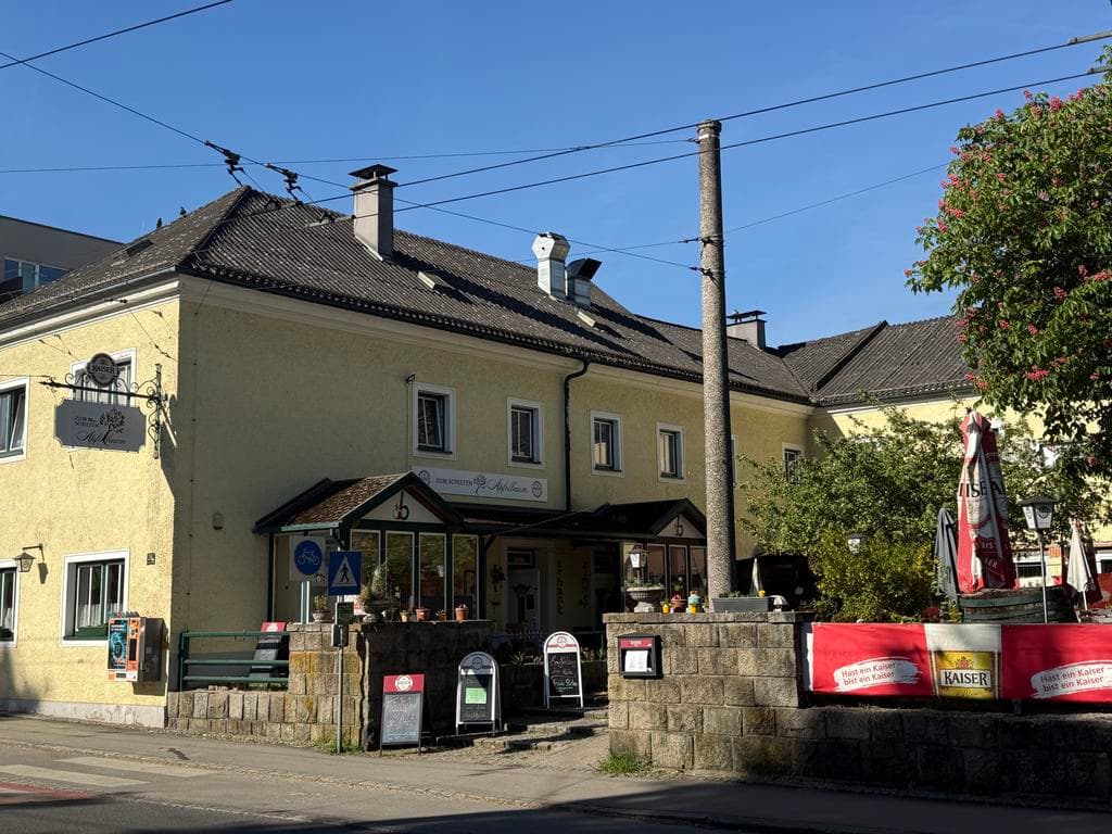 Gasthaus „Zum Schiefen Apfelbaum“