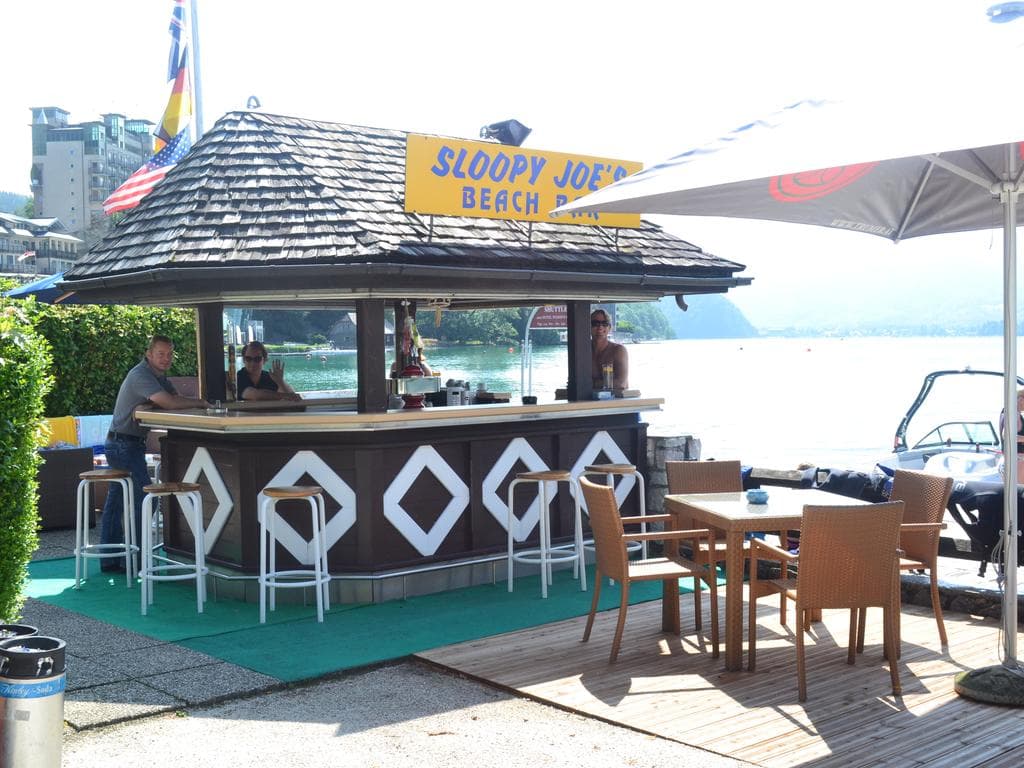 Sloopy Joe Bar