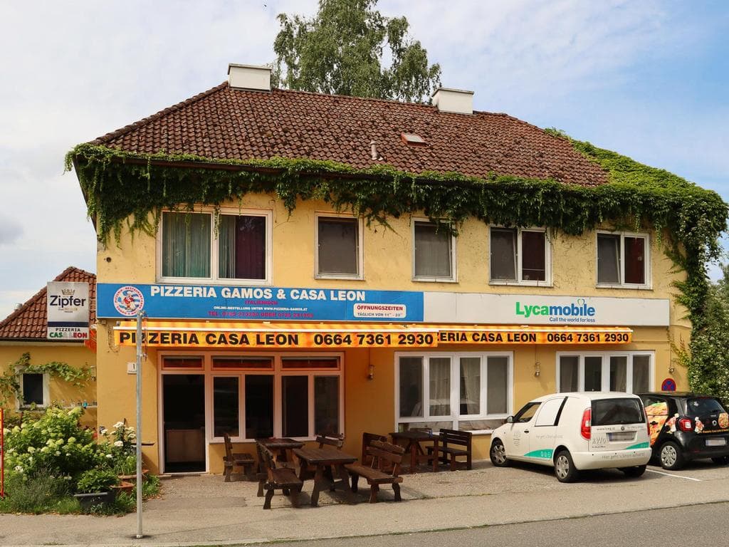 Pizzeria Casa Leon & Gamos