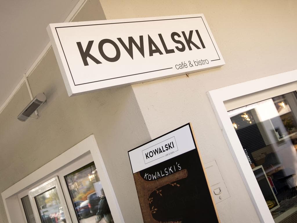 cafe & bistro KOWALSKI Südbahnhofmarkt