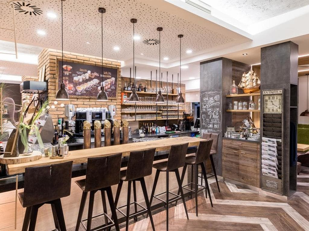 Waldi's Kult Café & Backstube