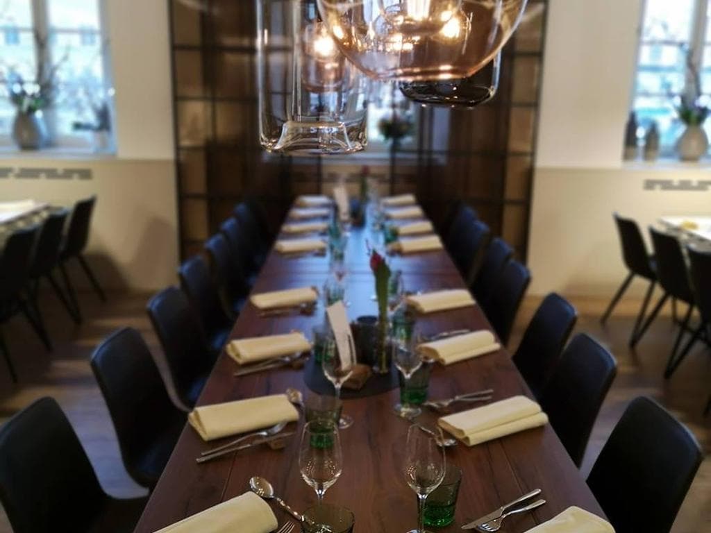Lachinger's Kitchen & Wine