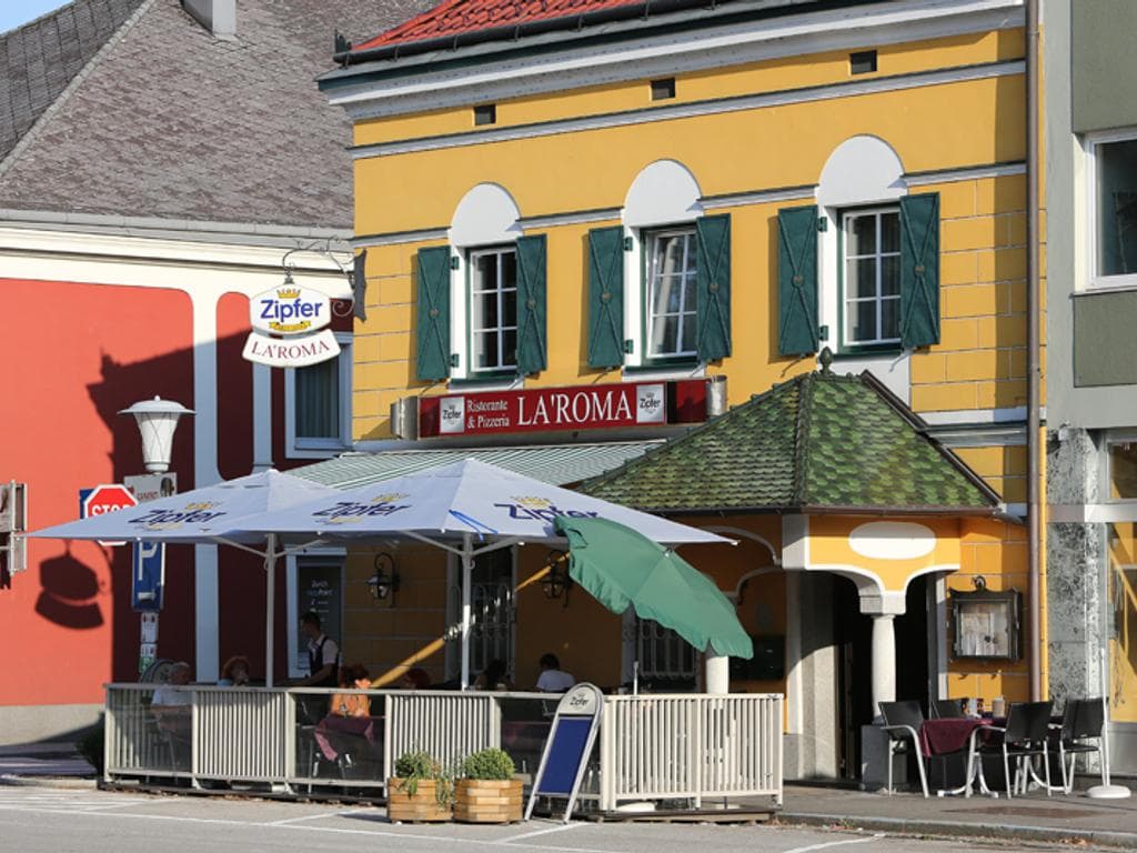 La Roma KG