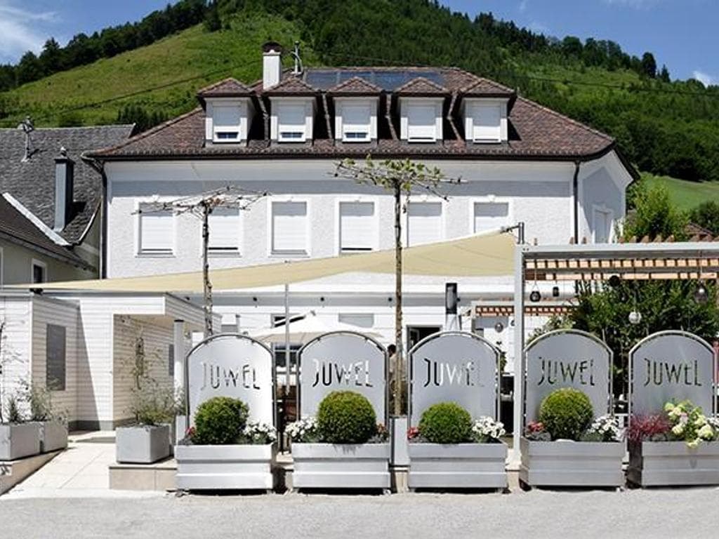 Restaurant - Hotel - Juwel