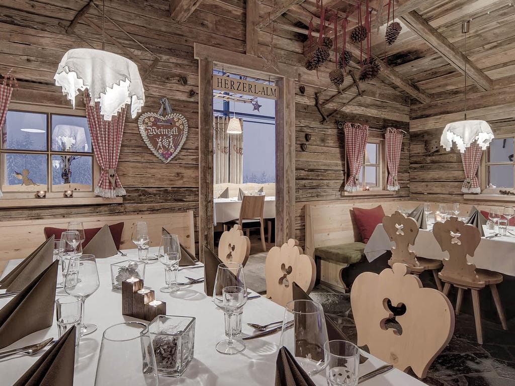 Restaurant | INNs HOLZ Hotel & Chaletdorf