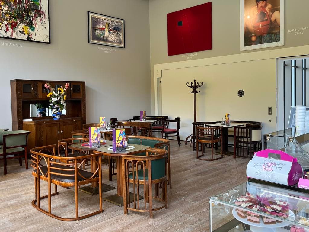 SCHÜTZ Art Café