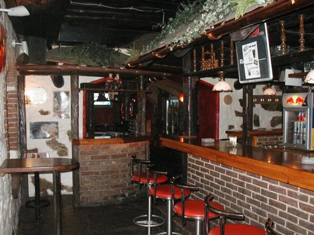 Pella Pizza & Kebap